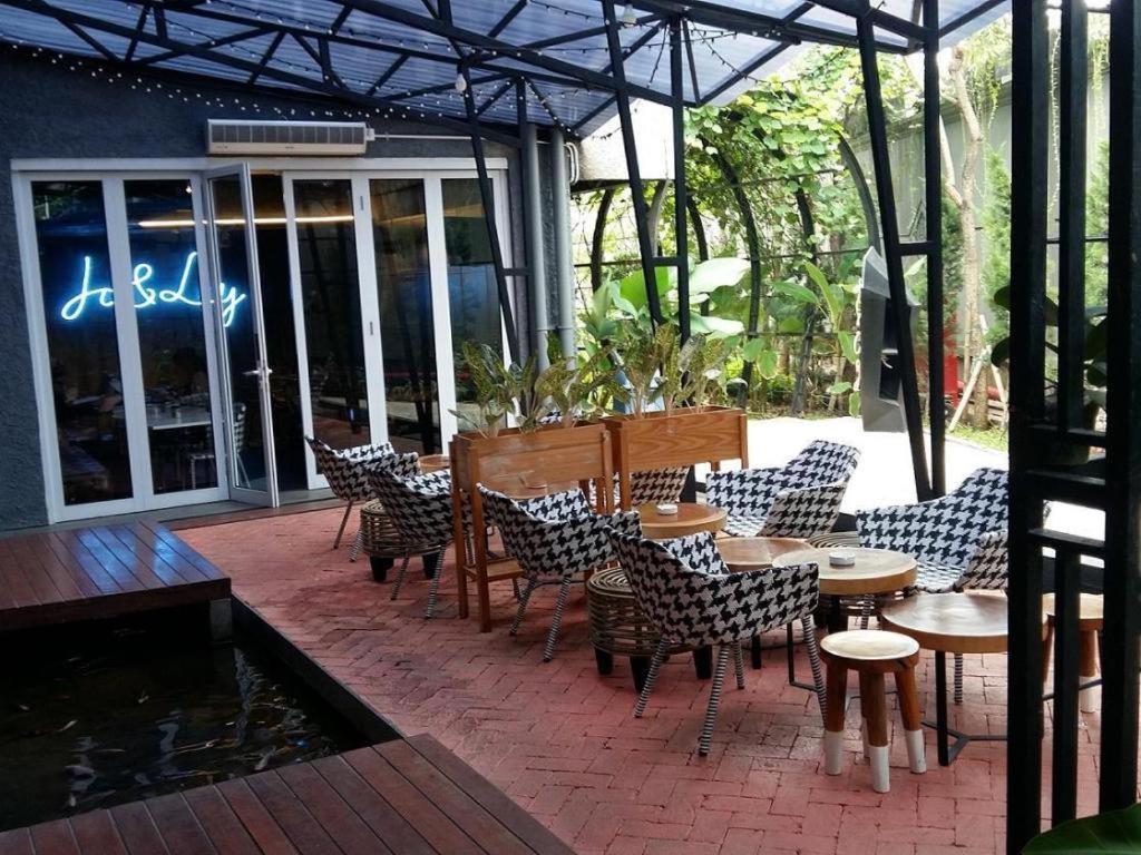 ג'קרטה Couleur Hotel Cengkareng מראה חיצוני תמונה