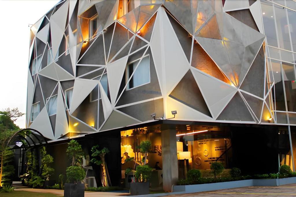 ג'קרטה Couleur Hotel Cengkareng מראה חיצוני תמונה